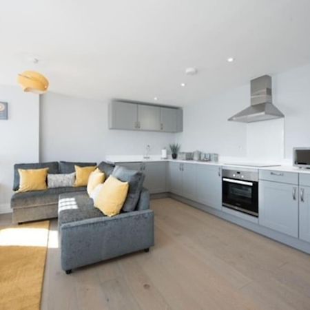 Beautiful, Spacious 1 Bed Flat Brentwood Eksteriør billede