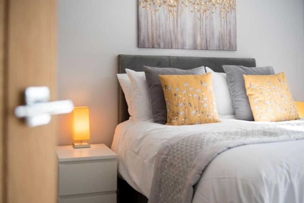 Beautiful, Spacious 1 Bed Flat Brentwood Eksteriør billede