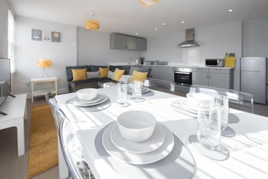 Beautiful, Spacious 1 Bed Flat Brentwood Eksteriør billede