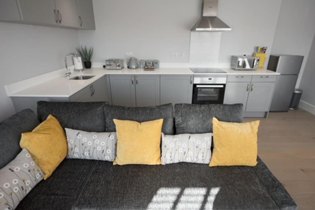 Beautiful, Spacious 1 Bed Flat Brentwood Eksteriør billede